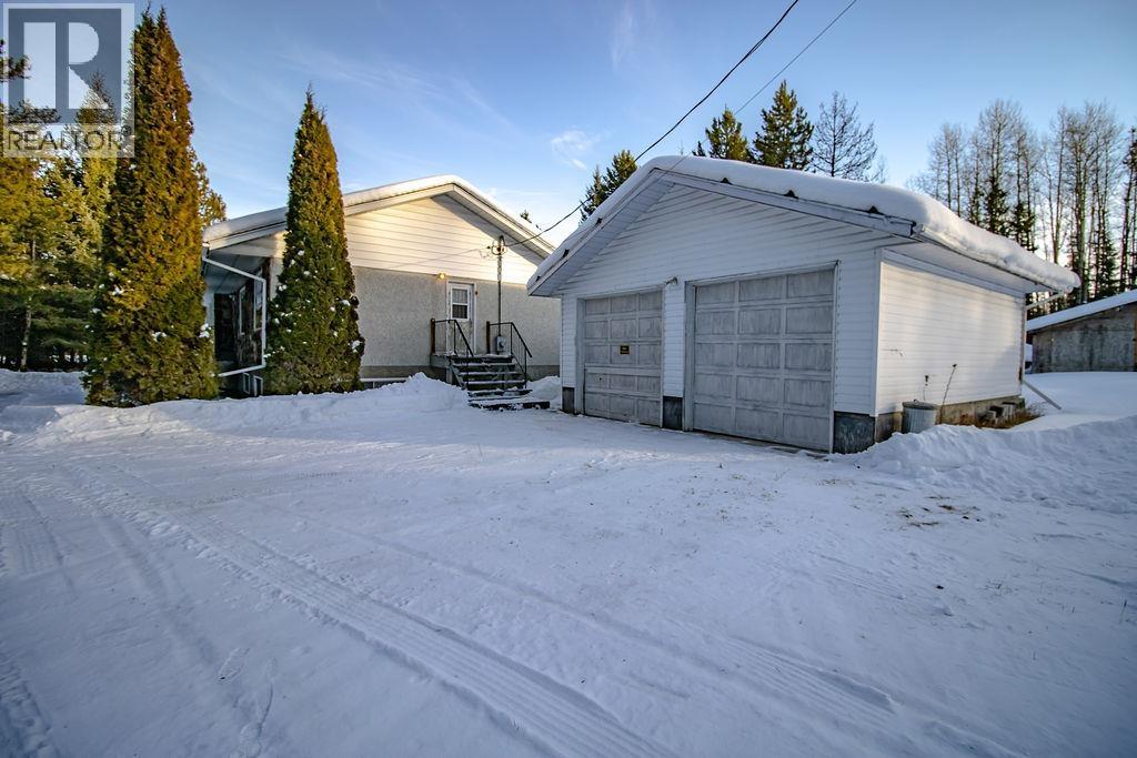 11701 Sowchea Road, Fort St. James, British Columbia  V0J 1P0 - Photo 4 - R3078941