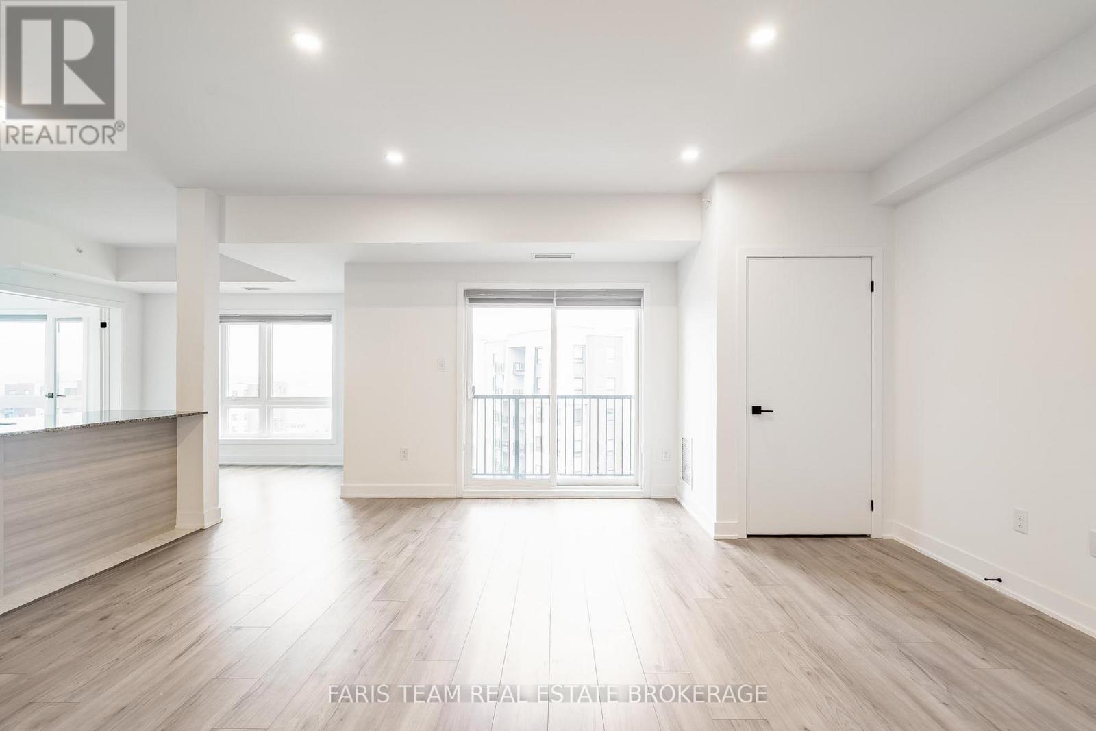 411 - 8 Culinary Lane, Barrie, Ontario  L9J 0T2 - Photo 18 - S12585856