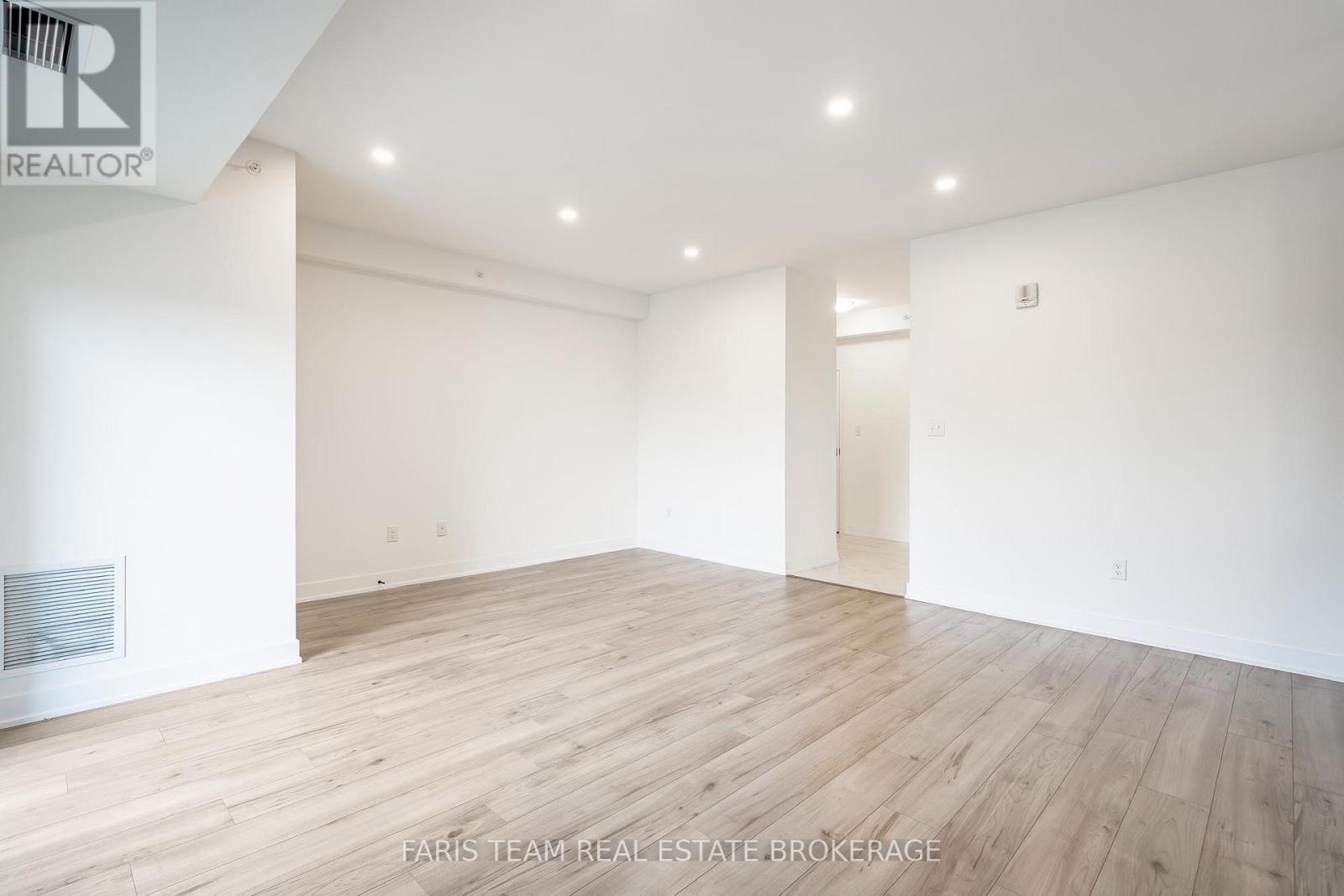 411 - 8 Culinary Lane, Barrie, Ontario  L9J 0T2 - Photo 20 - S12585856