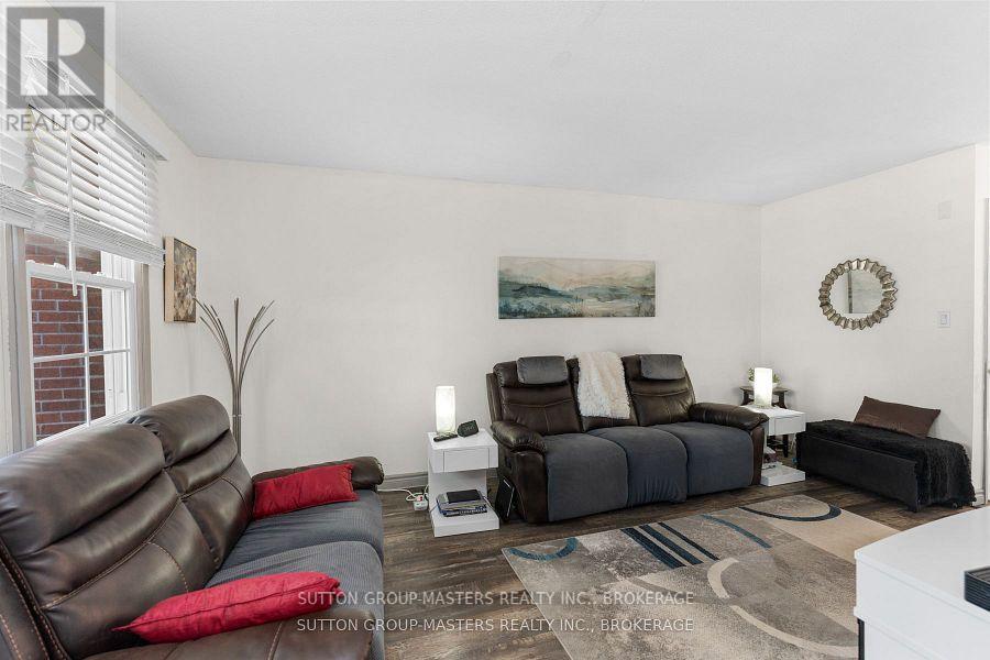 28 - 19 Macpherson Avenue W, Kingston, Ontario  K7M 6W4 - Photo 9 - X12542892