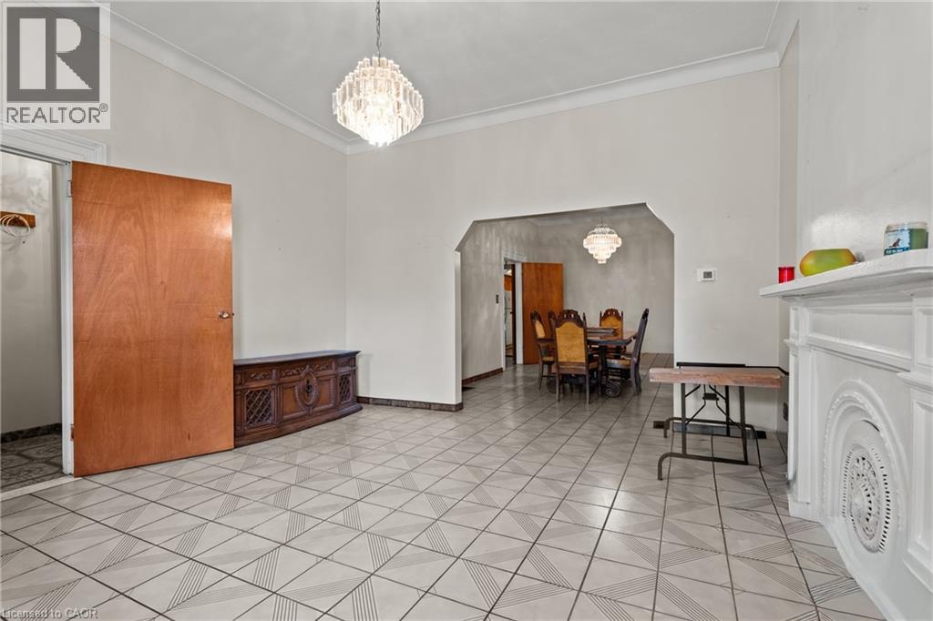 156 Macnab Street N, Hamilton, Ontario  L8R 2M3 - Photo 8 - 40798189