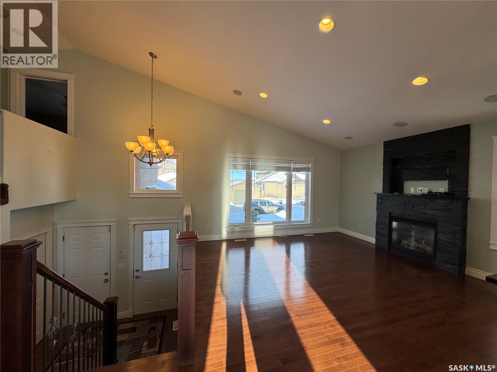 631 Ledingham Crescent, Saskatoon, Saskatchewan  S7V 0B6 - Photo 4 - SK026563