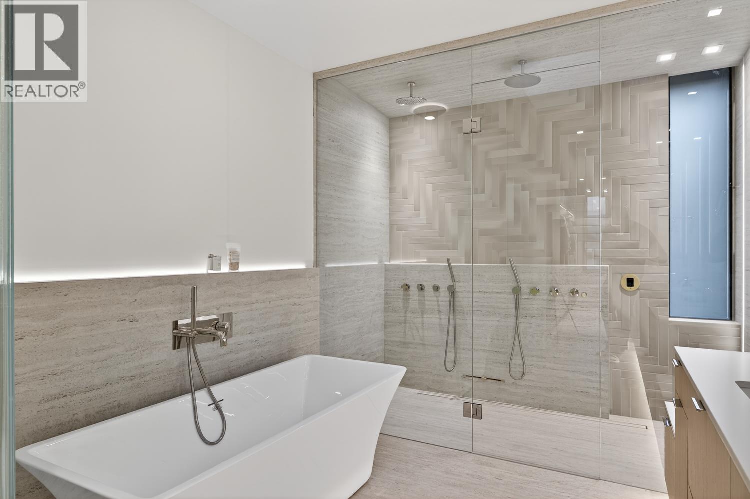 4521 Langara Avenue, Vancouver, British Columbia  V6R 1C9 - Photo 16 - R3078788