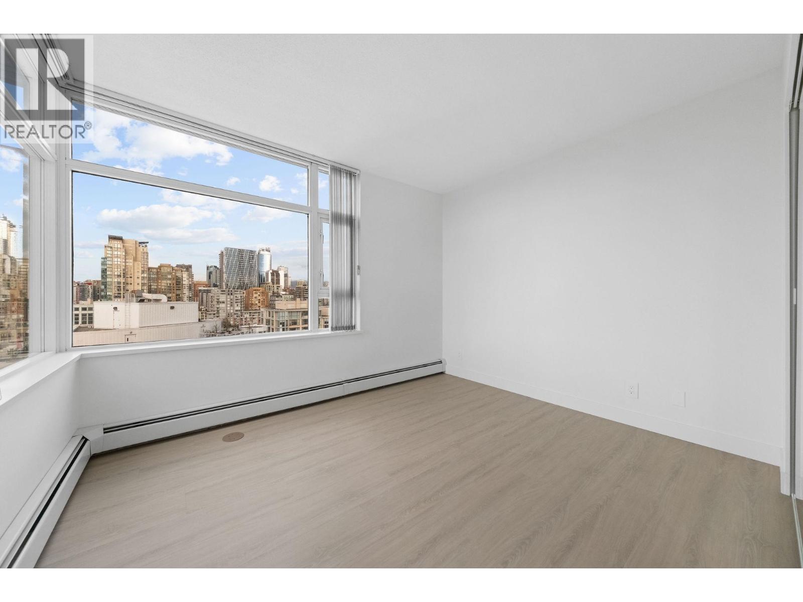 Listing Picture 22 of 32 : 2106 1199 MARINASIDE CRESCENT, Vancouver / 溫哥華 - 魯藝地產 Yvonne Lu Group - MLS Medallion Club Member