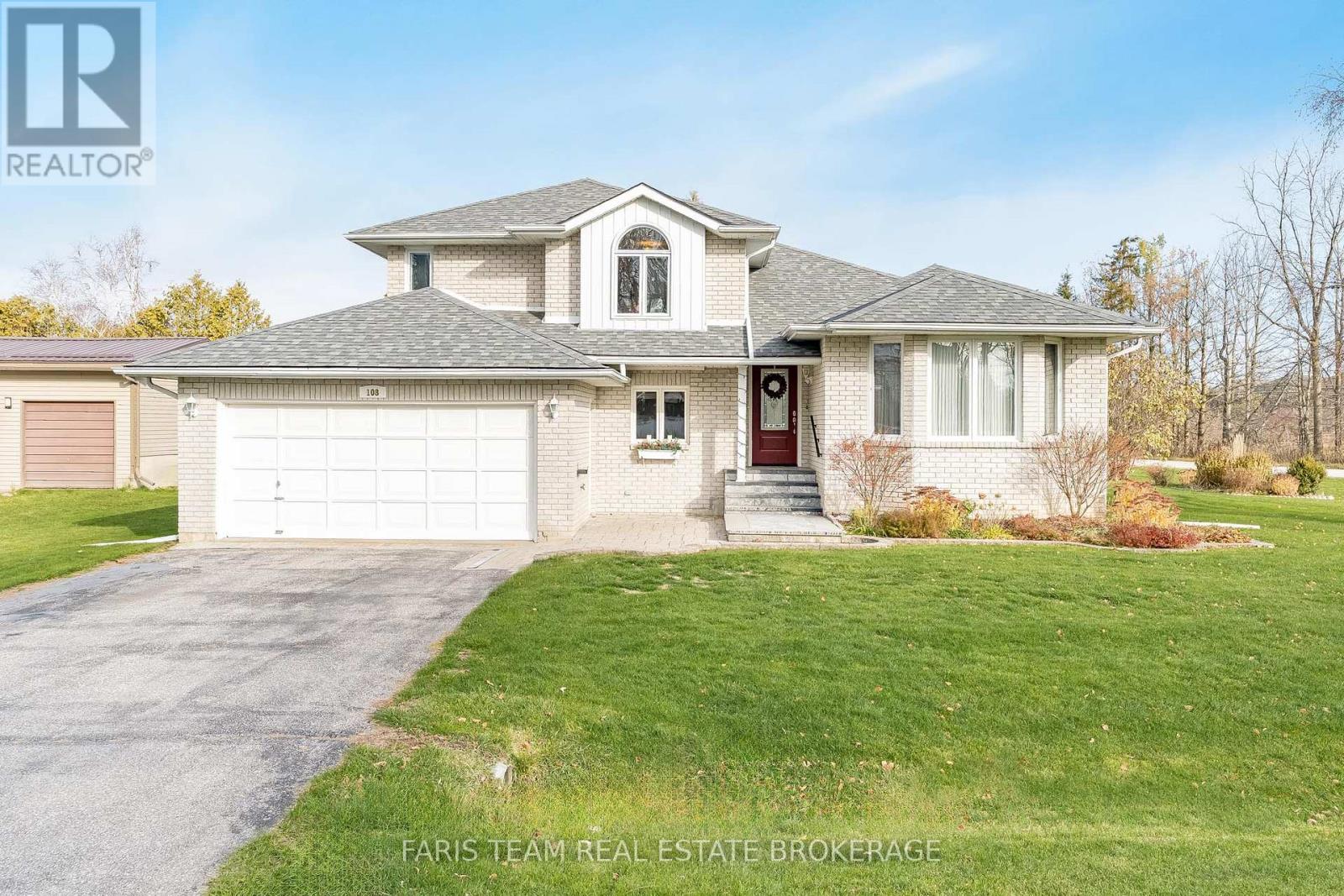 108 Sixth Street, Brock, Ontario  L0K 1A0 - Photo 2 - N12661414