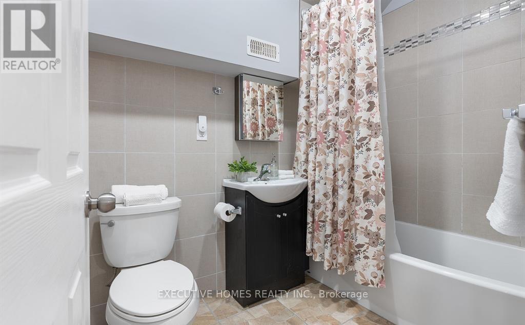 582 Upper James Street, Hamilton, Ontario  L9C 2Y6 - Photo 13 - X12678636