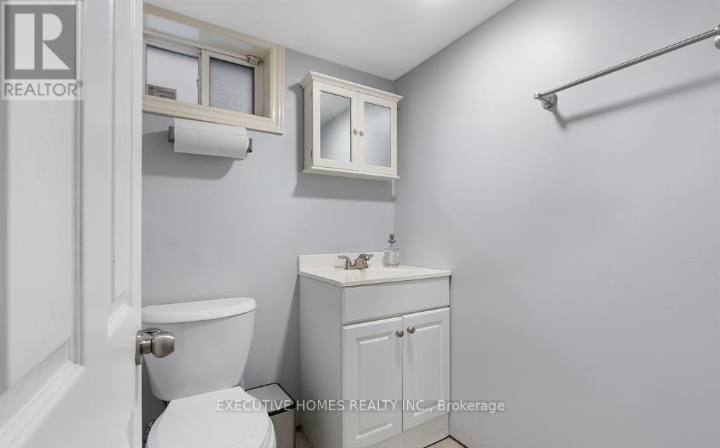 582 Upper James Street, Hamilton, Ontario  L9C 2Y6 - Photo 18 - X12678636