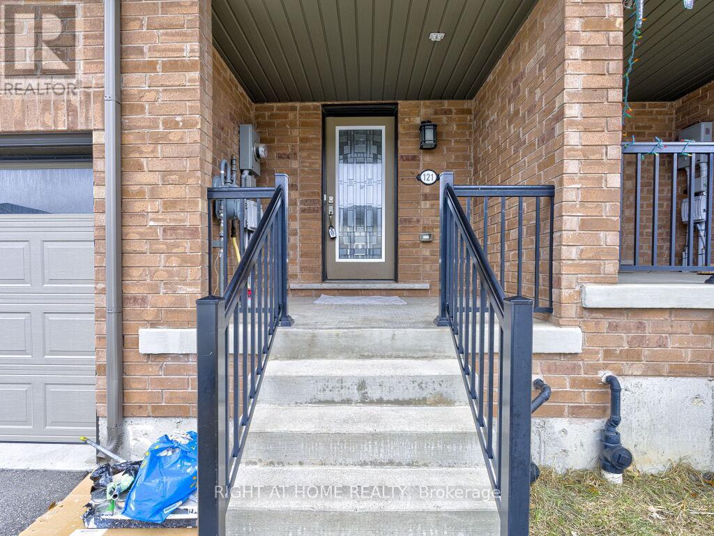 121 Scarletwood Street, Hamilton, Ontario  L8J 0K8 - Photo 2 - X12688118