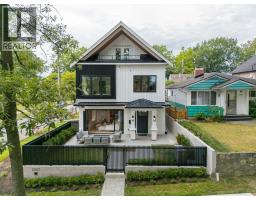 2307 E 3RD AVENUE, Vancouver, British Columbia