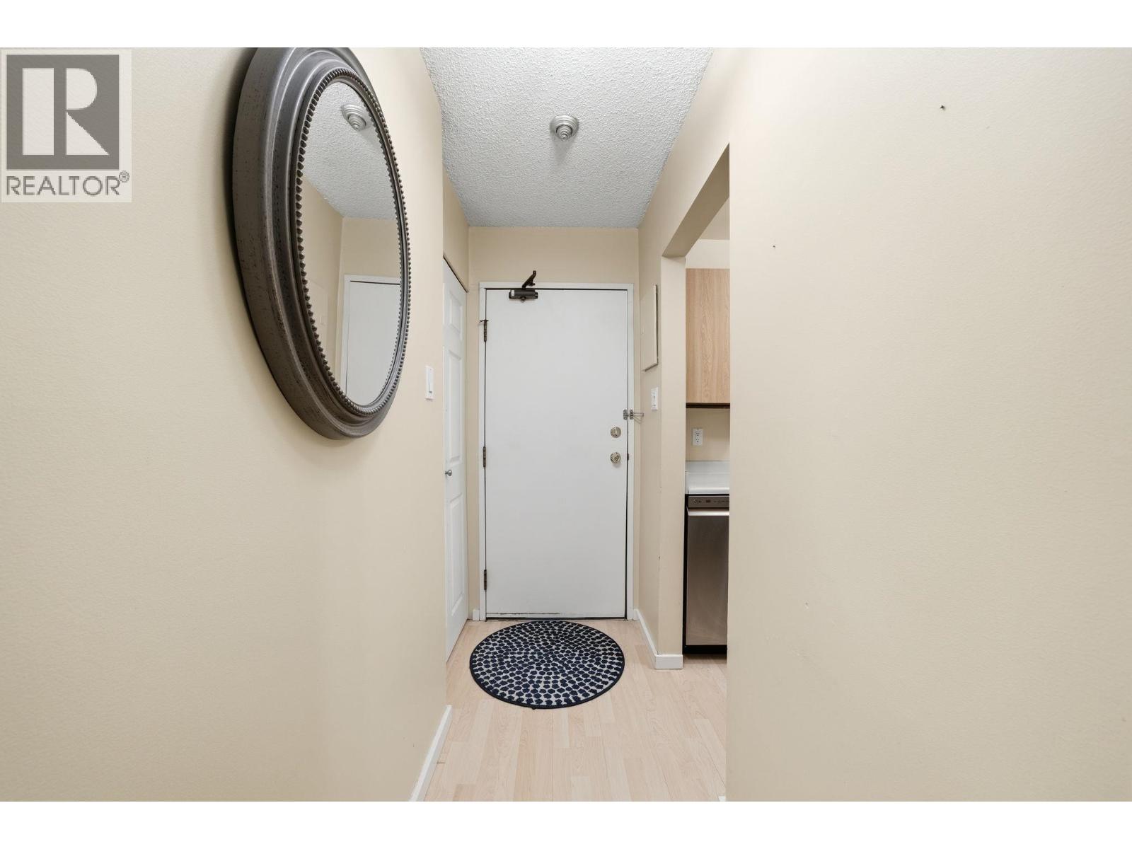 310 8511 Ackroyd Road, Richmond, British Columbia  V6X 3E7 - Photo 3 - R3078951