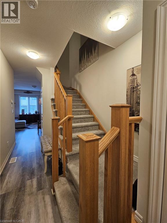 9 Mia Drive, Hamilton, Ontario  L9B 0K1 - Photo 5 - 40797955