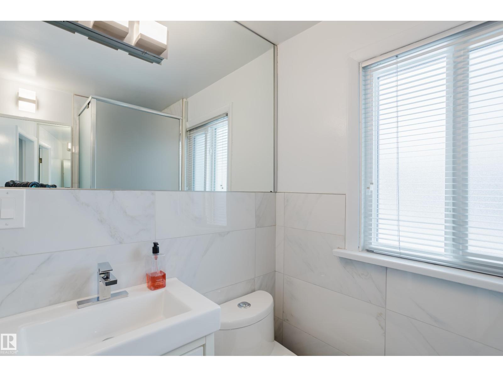 11708 130 St Nw, Edmonton, Alberta  T5J 1A1 - Photo 23 - E4469895