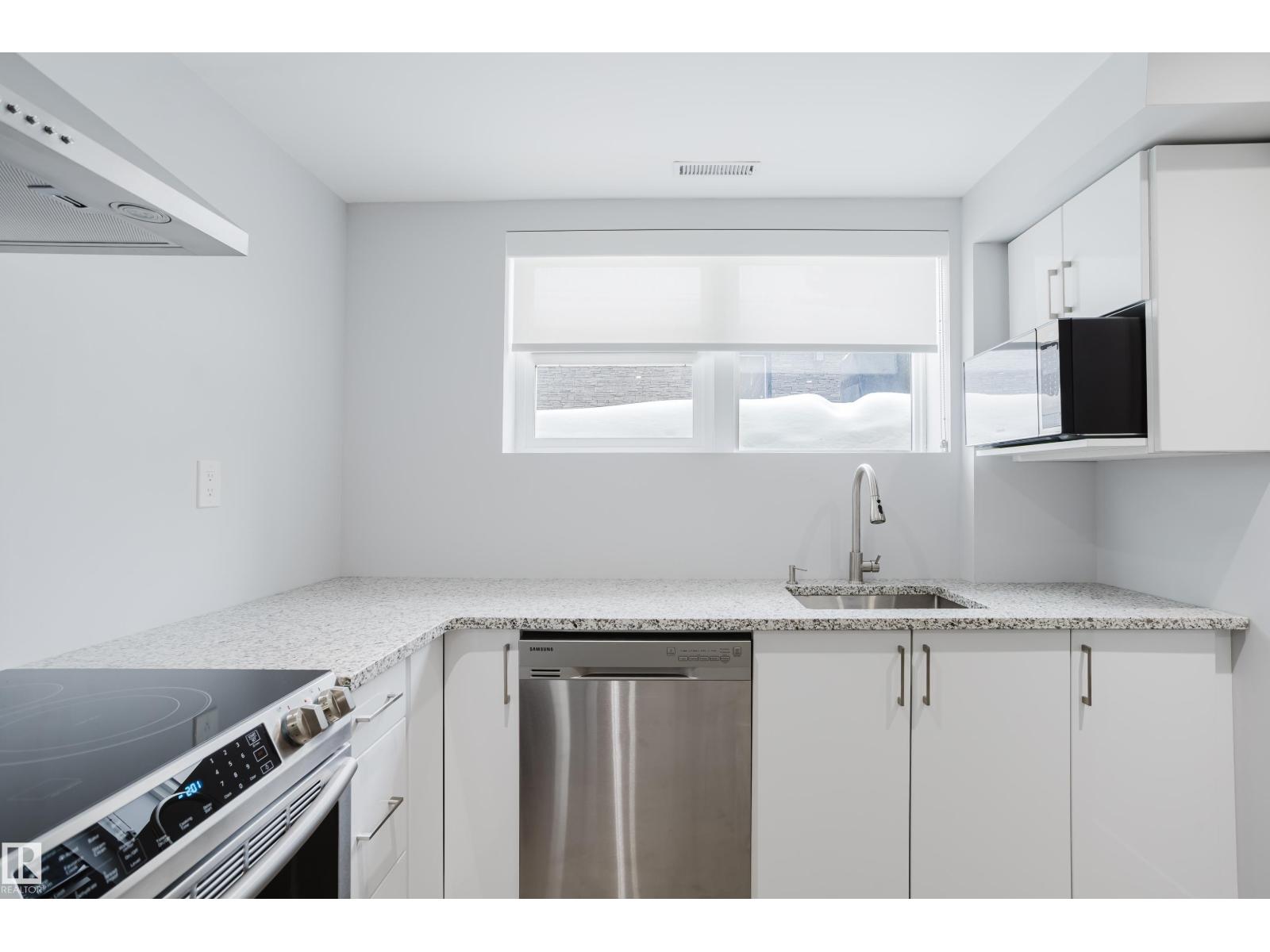 11708 130 St Nw, Edmonton, Alberta  T5J 1A1 - Photo 35 - E4469895