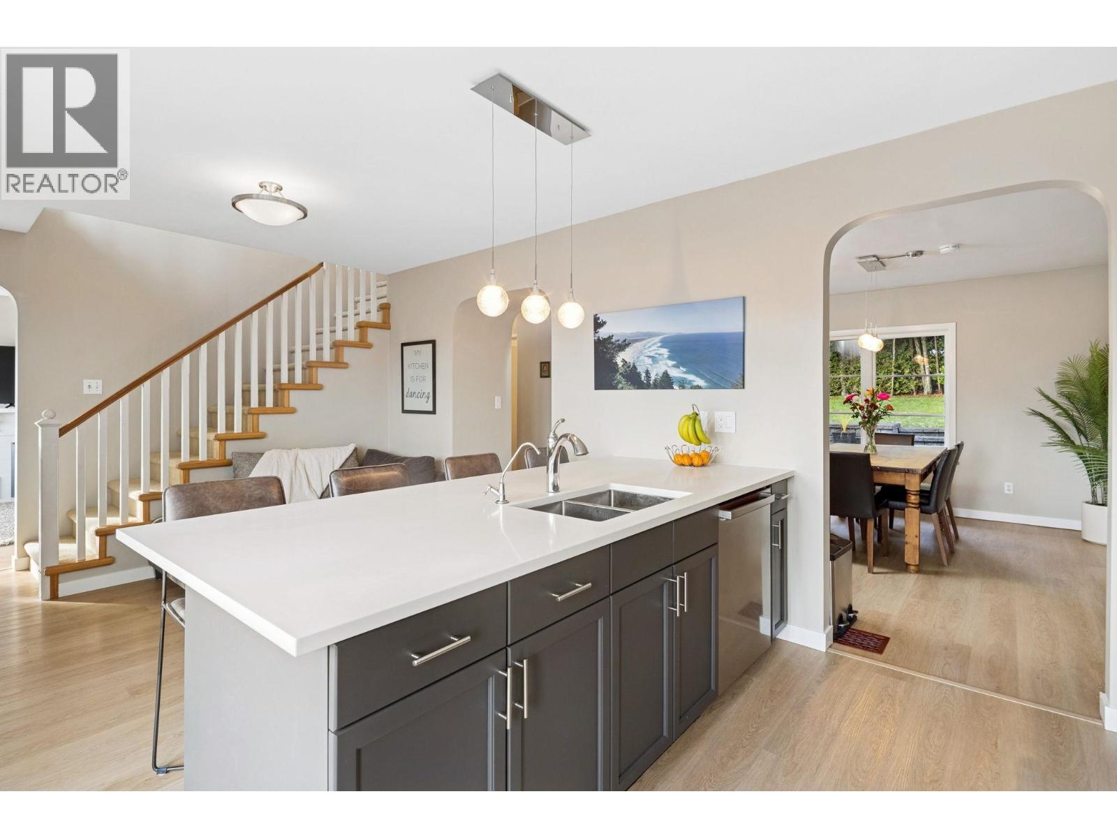 506 Tempe Crescent, North Vancouver, British Columbia  V7N 1E8 - Photo 10 - R3078956