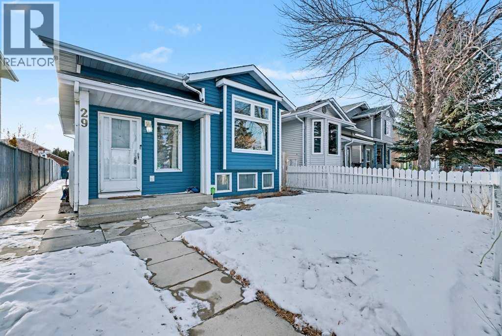 29 Erin Green Way SE, Calgary, Alberta