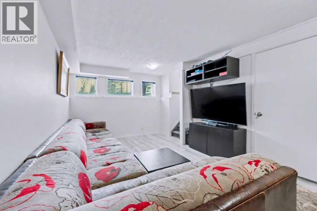 29 Erin Green Way Se, Calgary, Alberta  T2B 3C2 - Photo 21 - A2278541