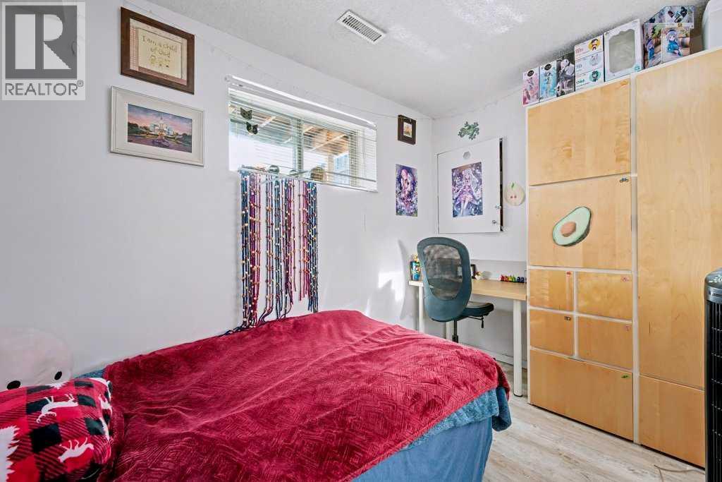 29 Erin Green Way Se, Calgary, Alberta  T2B 3C2 - Photo 25 - A2278541