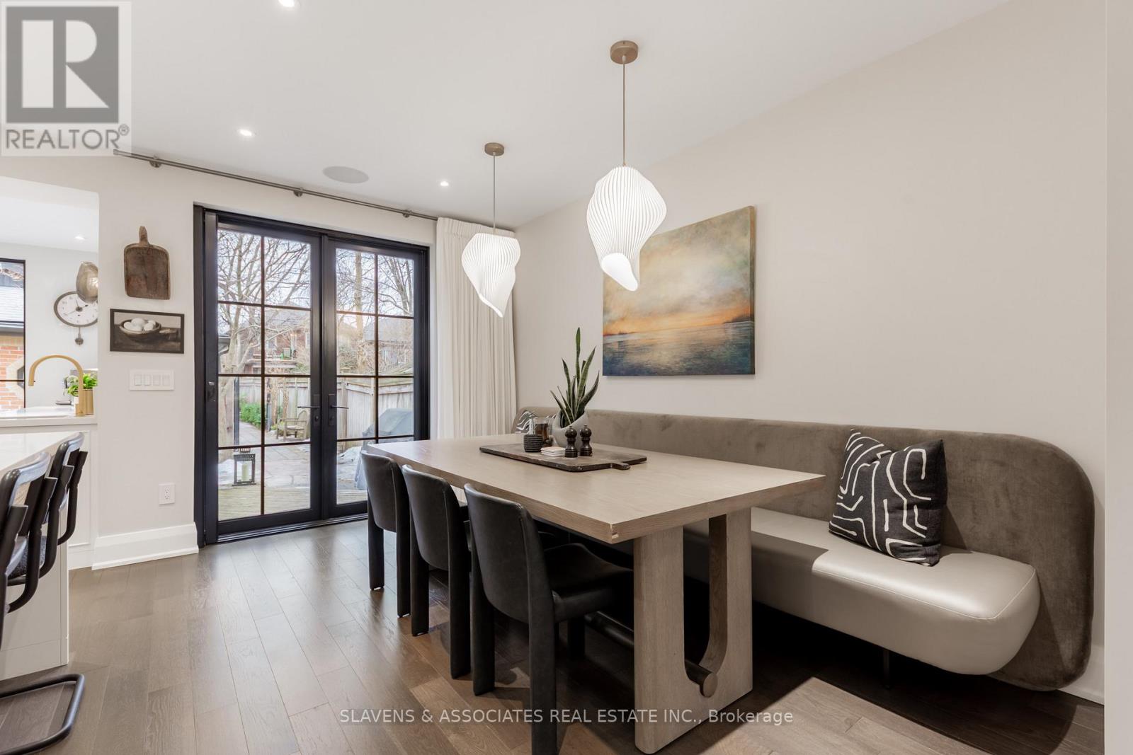 9 Elmsthorpe Avenue, Toronto, Ontario  M5P 2L5 - Photo 12 - C12692086