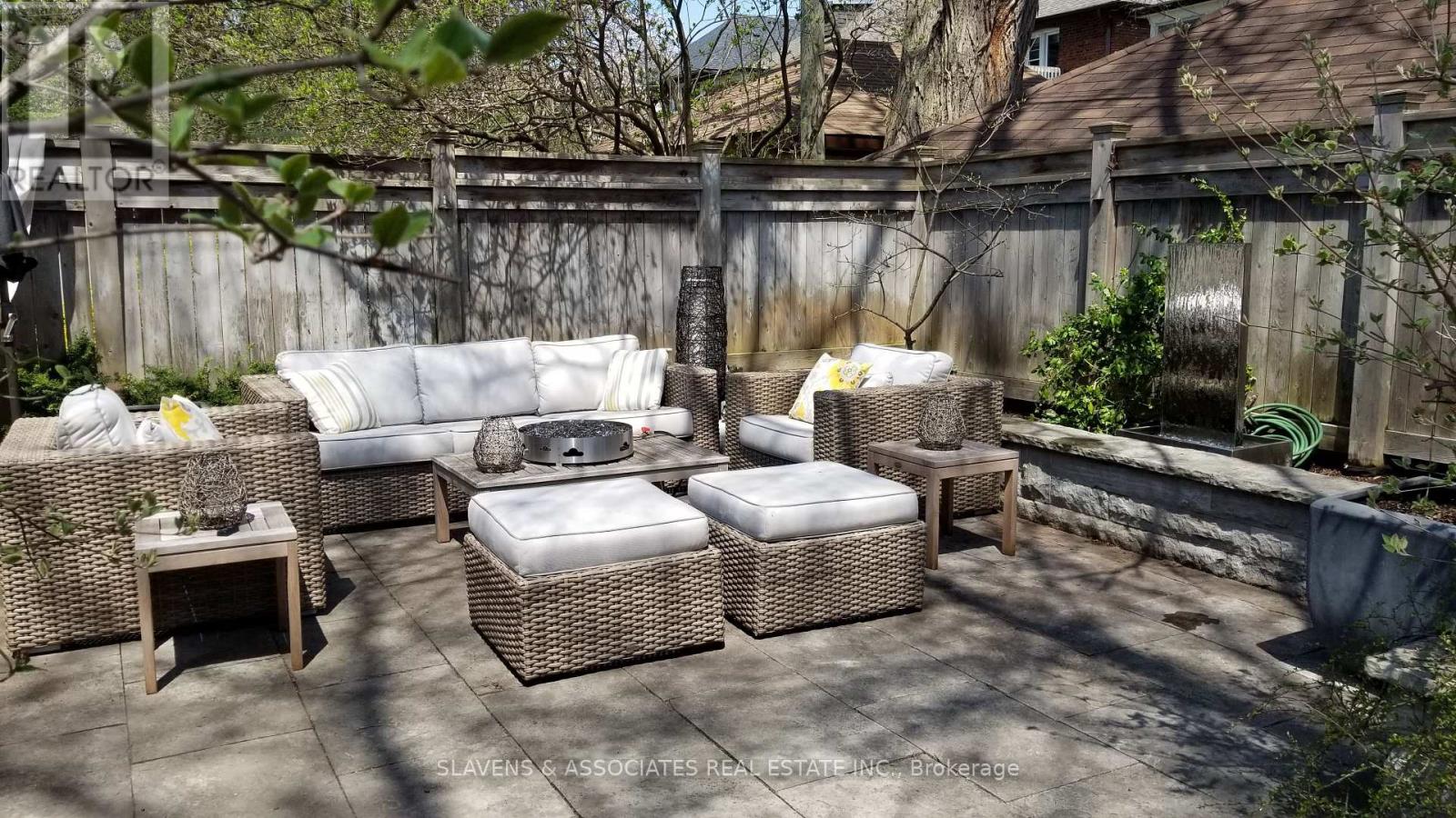 9 Elmsthorpe Avenue, Toronto, Ontario  M5P 2L5 - Photo 39 - C12692086