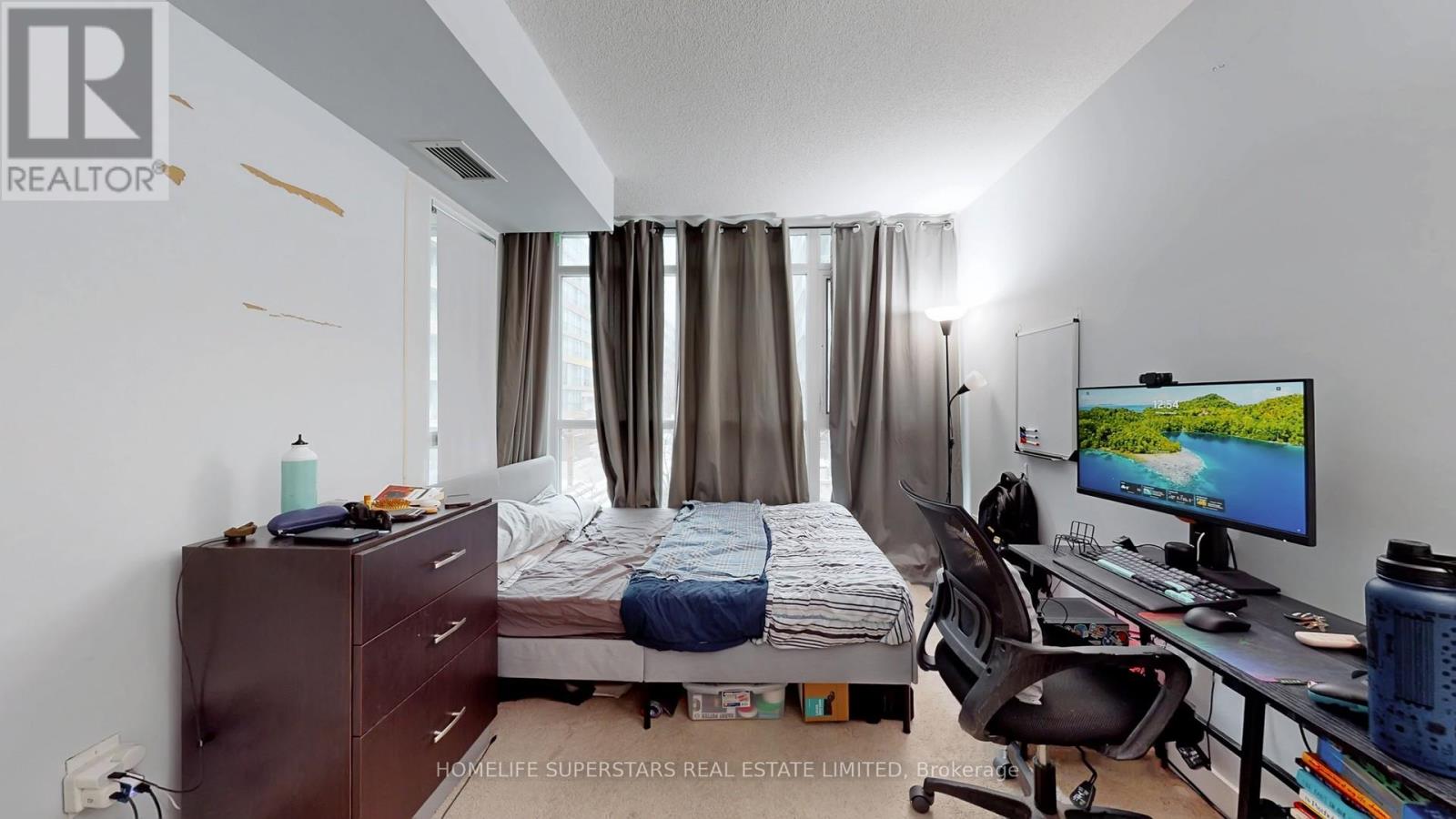 526 - 10 Capreol Court, Toronto, Ontario  M5V 4B3 - Photo 20 - C12692096