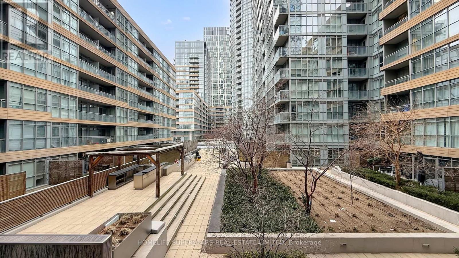 526 - 10 Capreol Court, Toronto, Ontario  M5V 4B3 - Photo 29 - C12692096