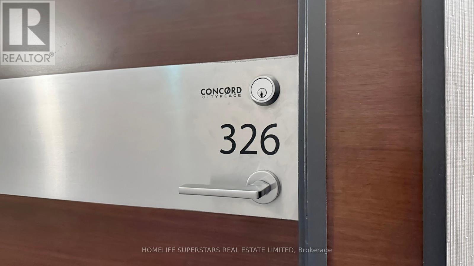 526 - 10 Capreol Court, Toronto, Ontario  M5V 4B3 - Photo 9 - C12692096