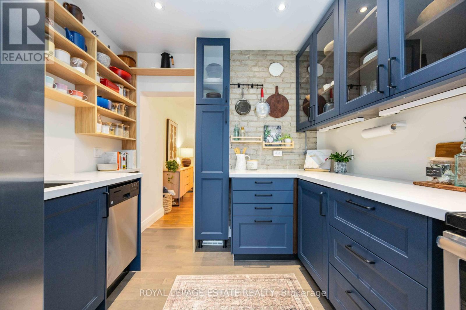 24 Hannaford Street, Toronto, Ontario  M4E 3G7 - Photo 12 - E12692116