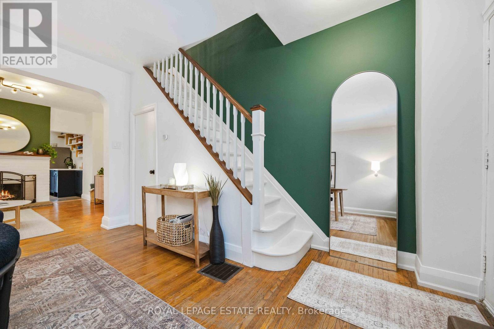 24 Hannaford Street, Toronto, Ontario  M4E 3G7 - Photo 17 - E12692116