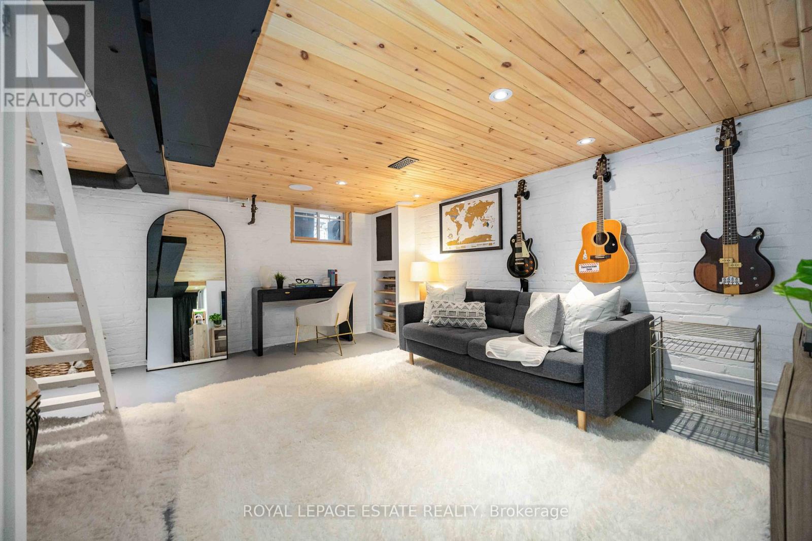 24 Hannaford Street, Toronto, Ontario  M4E 3G7 - Photo 29 - E12692116