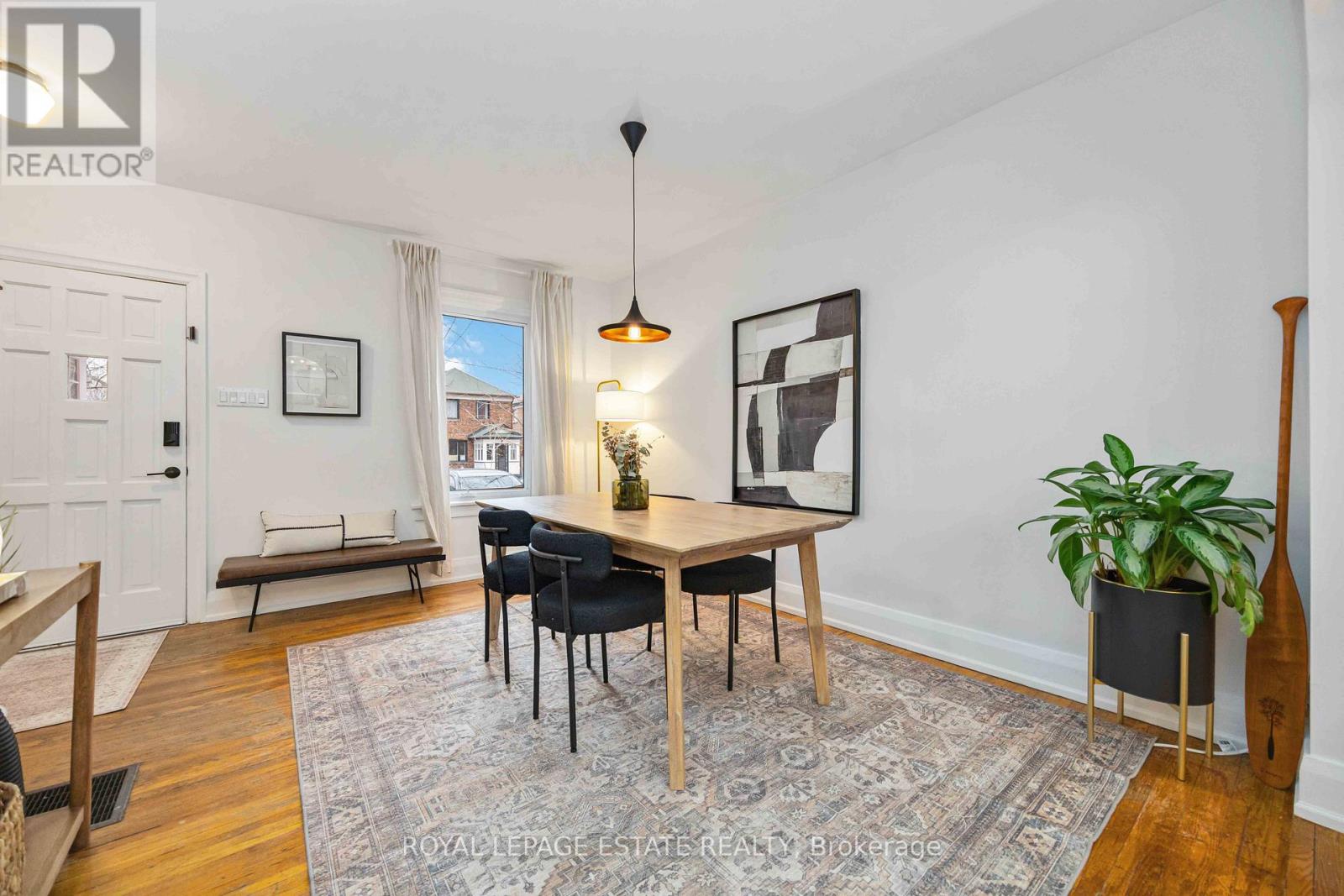 24 Hannaford Street, Toronto, Ontario  M4E 3G7 - Photo 7 - E12692116