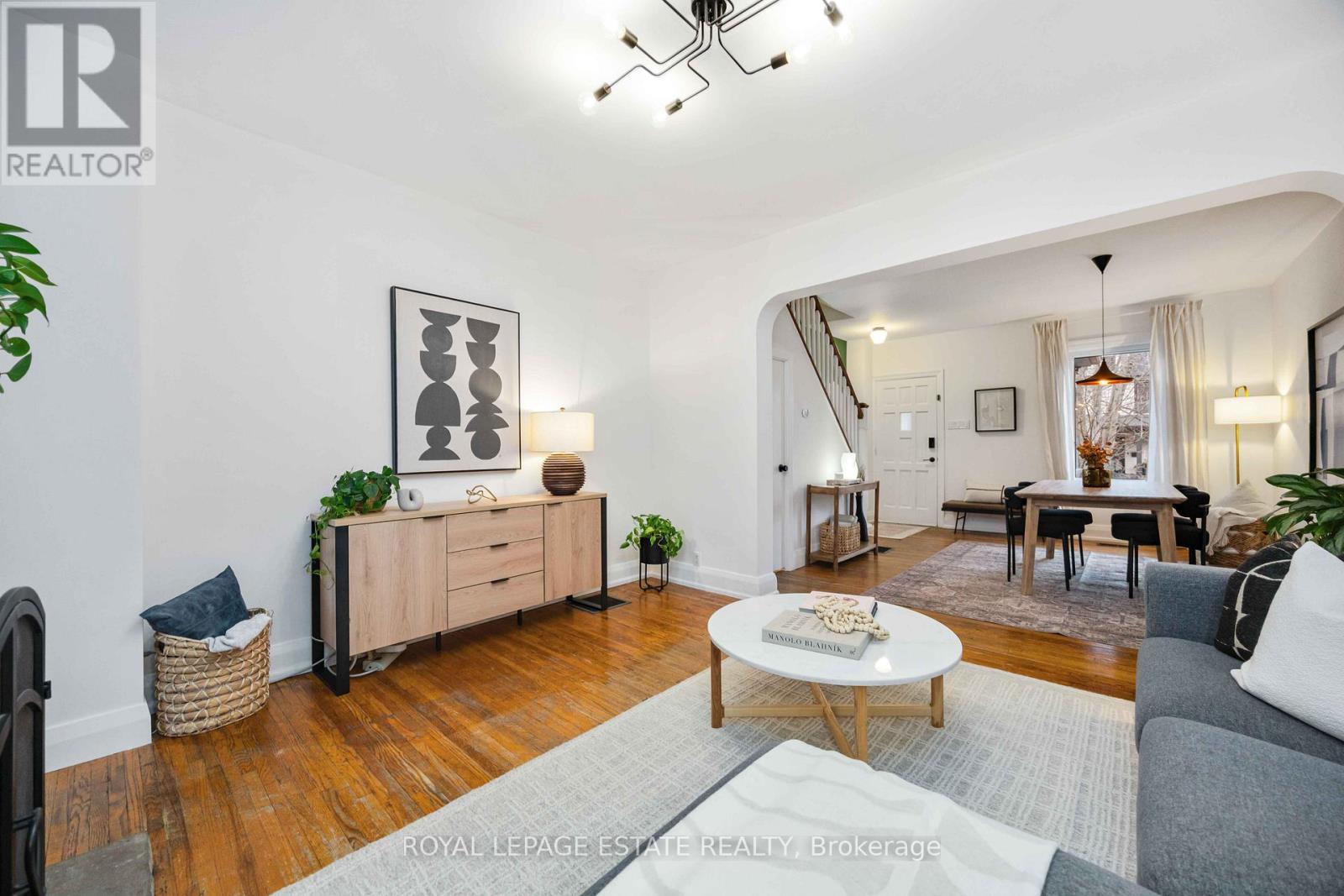 24 Hannaford Street, Toronto, Ontario  M4E 3G7 - Photo 9 - E12692116