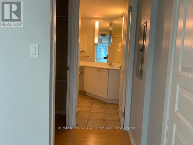 2312 - 18 Yonge Street, Toronto, Ontario  M5E 1Z8 - Photo 10 - C12692026