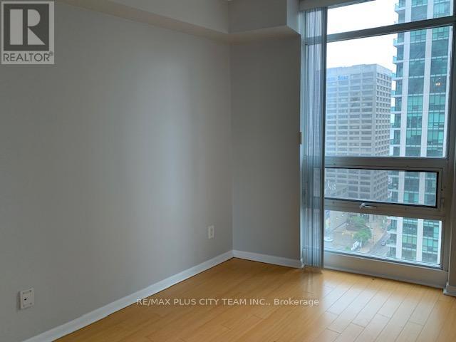 2312 - 18 Yonge Street, Toronto, Ontario  M5E 1Z8 - Photo 13 - C12692026