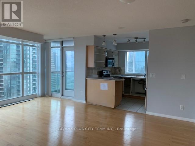 2312 - 18 Yonge Street, Toronto, Ontario  M5E 1Z8 - Photo 3 - C12692026