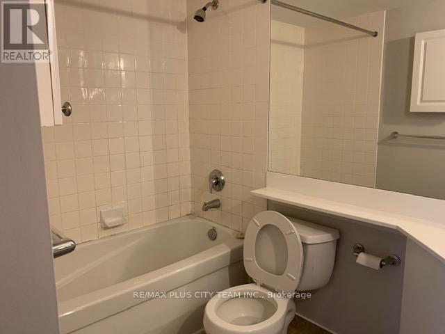 2312 - 18 Yonge Street, Toronto, Ontario  M5E 1Z8 - Photo 11 - C12692026