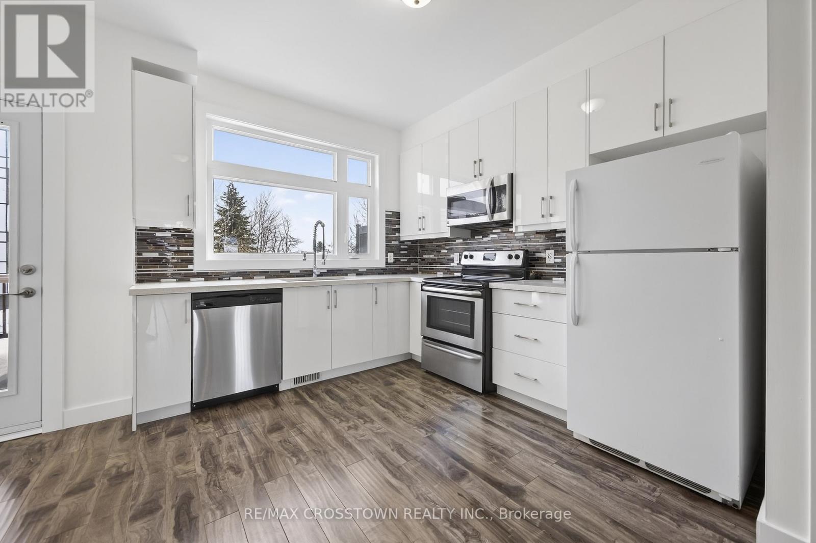 2 - 540 Essa Road, Barrie, Ontario  L4N 9E5 - Photo 15 - S12692134