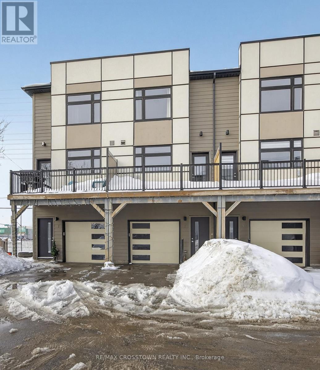 2 - 540 Essa Road, Barrie, Ontario  L4N 9E5 - Photo 2 - S12692134