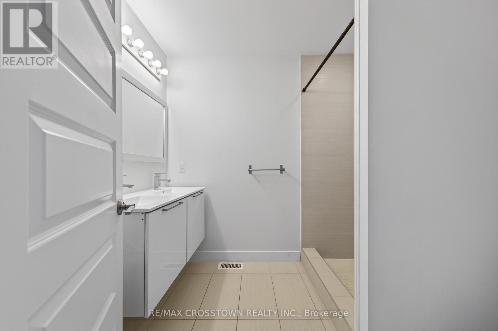 2 - 540 Essa Road, Barrie, Ontario  L4N 9E5 - Photo 30 - S12692134