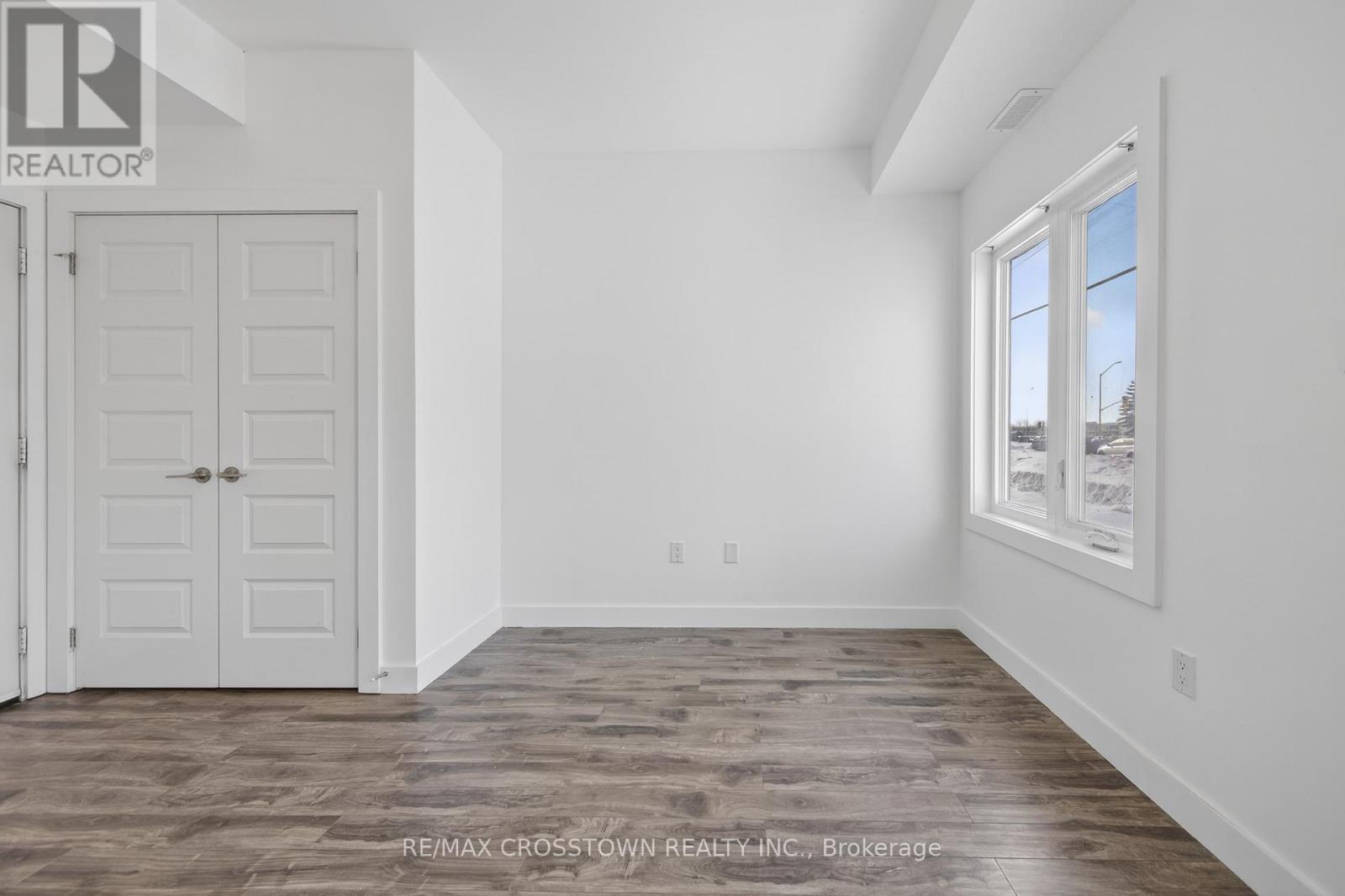 2 - 540 Essa Road, Barrie, Ontario  L4N 9E5 - Photo 35 - S12692134