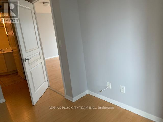 2312 - 18 Yonge Street, Toronto, Ontario  M5E 1Z8 - Photo 9 - C12692026