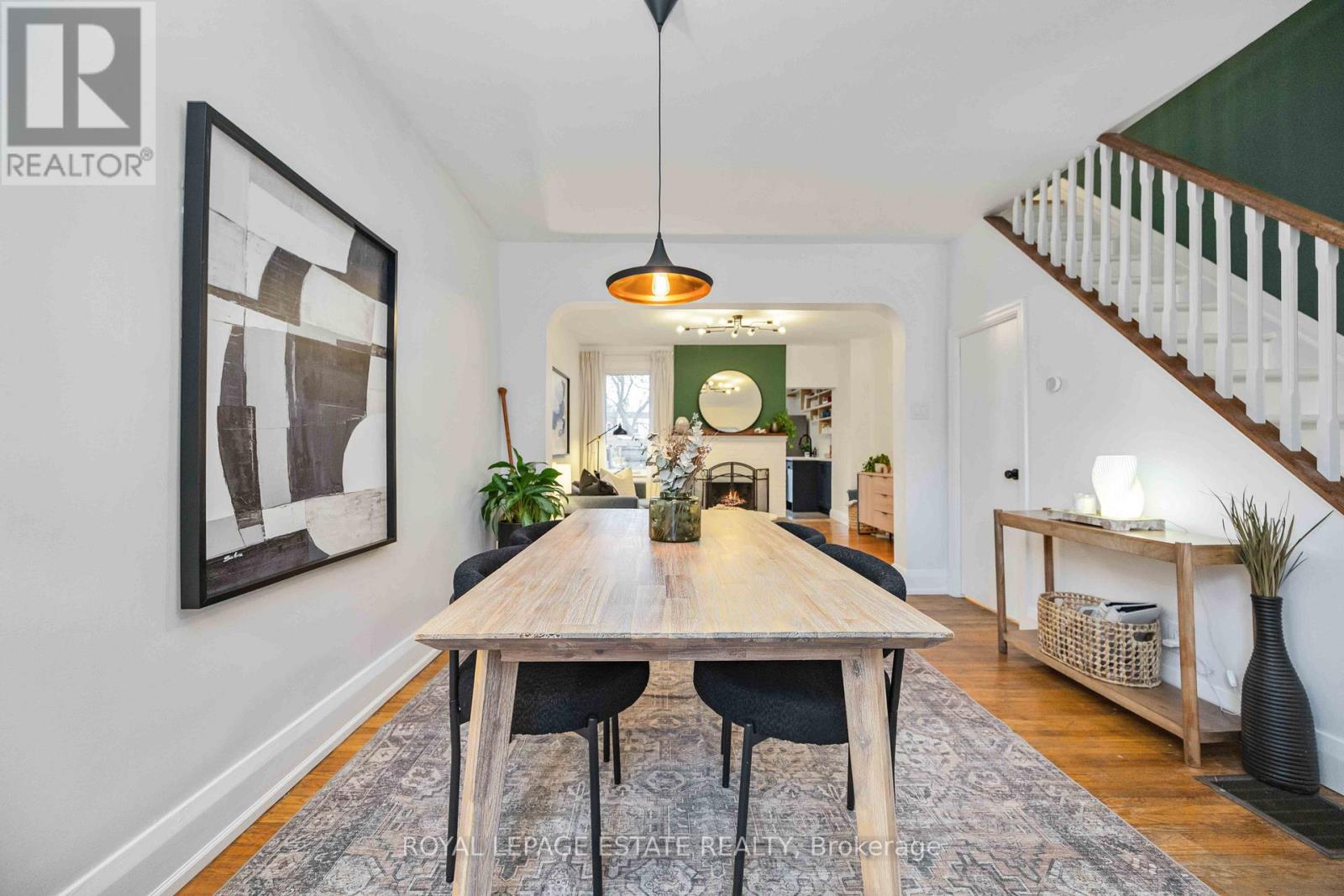 24 Hannaford Street, Toronto, Ontario  M4E 3G7 - Photo 4 - E12692116