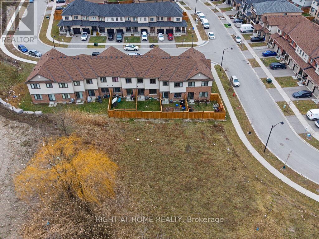 121 Scarletwood Street, Hamilton, Ontario  L8J 0K8 - Photo 42 - X12688118