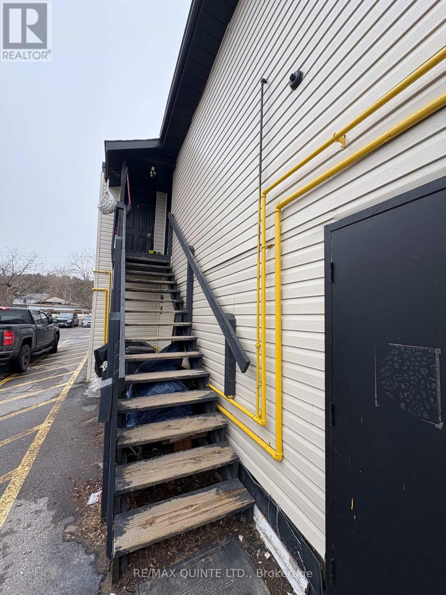 1 - 284 Front Street, Quinte West, Ontario  K8V 4P5 - Photo 2 - X12692122