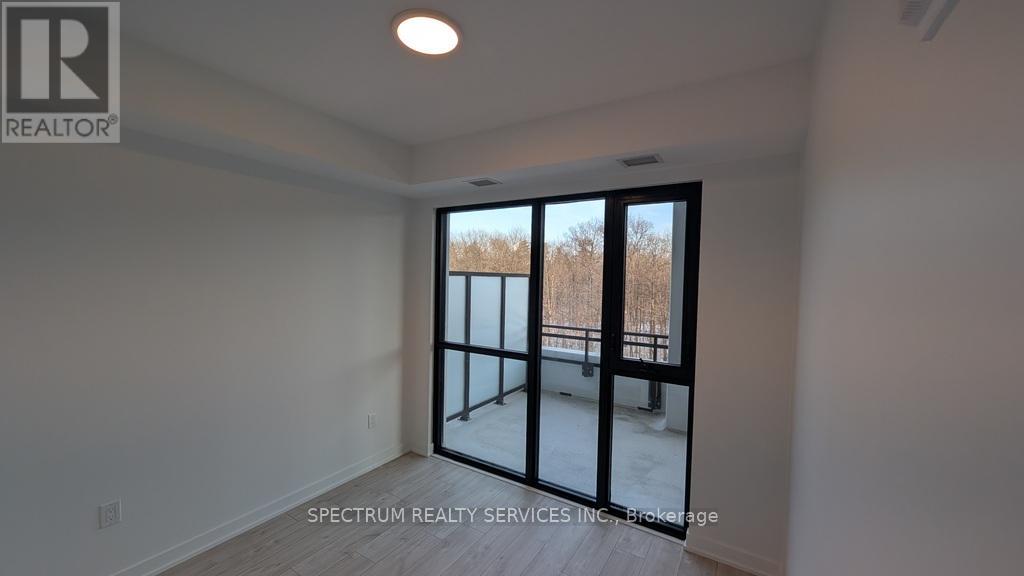 301 - 750 Whitlock Avenue, Milton, Ontario  L9E 2B4 - Photo 9 - W12682476