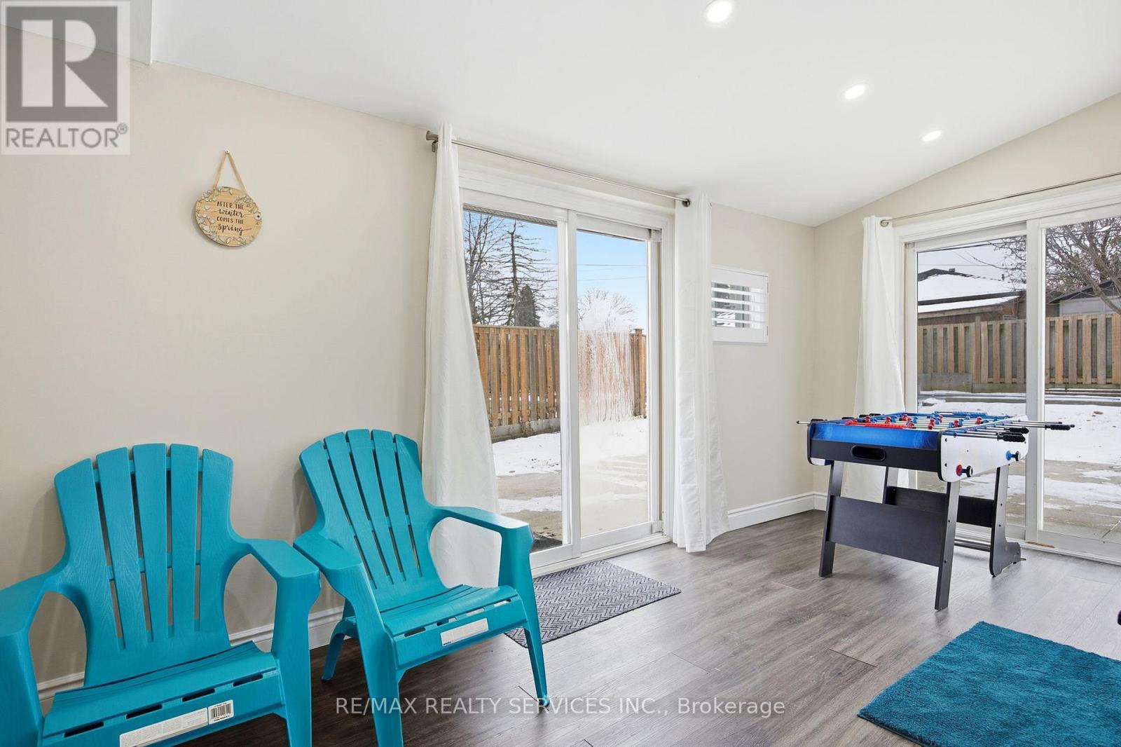 17 Avening Drive, Toronto, Ontario  M9V 1Y2 - Photo 11 - W12692060