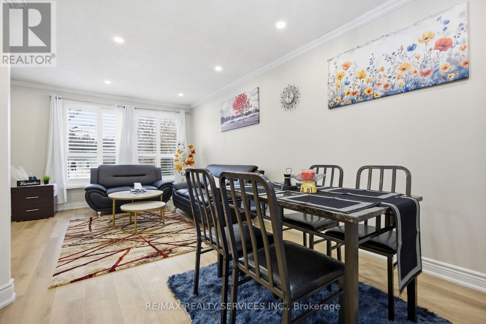 17 Avening Drive, Toronto, Ontario  M9V 1Y2 - Photo 7 - W12692060