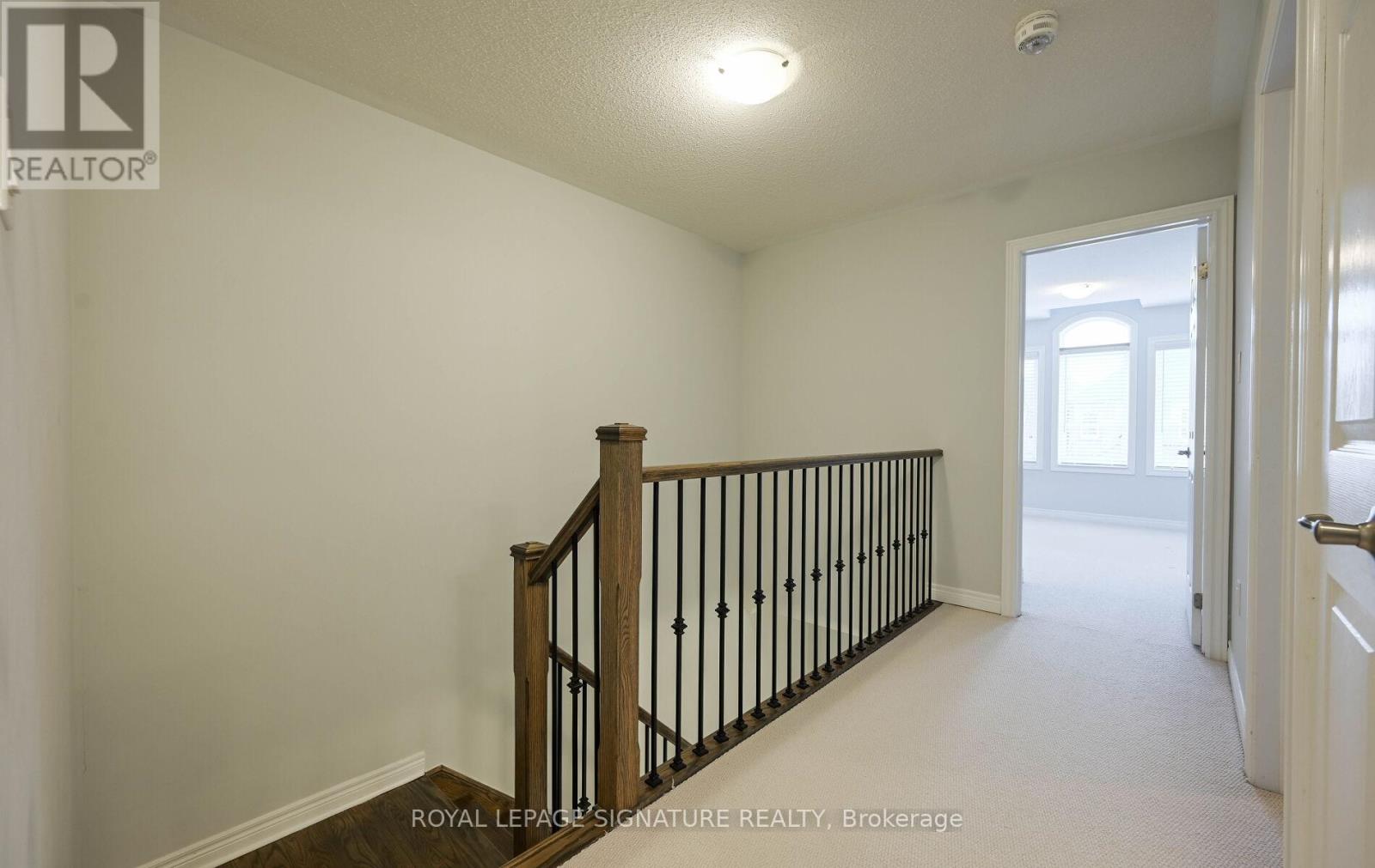 350 Leadwood Gate, Oakville, Ontario  L6M 4M2 - Photo 18 - W12692070