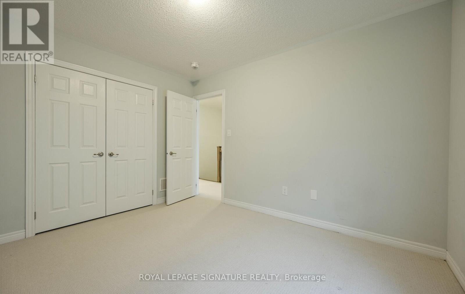 350 Leadwood Gate, Oakville, Ontario  L6M 4M2 - Photo 31 - W12692070