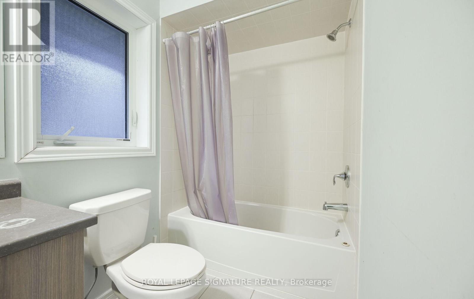 350 Leadwood Gate, Oakville, Ontario  L6M 4M2 - Photo 34 - W12692070