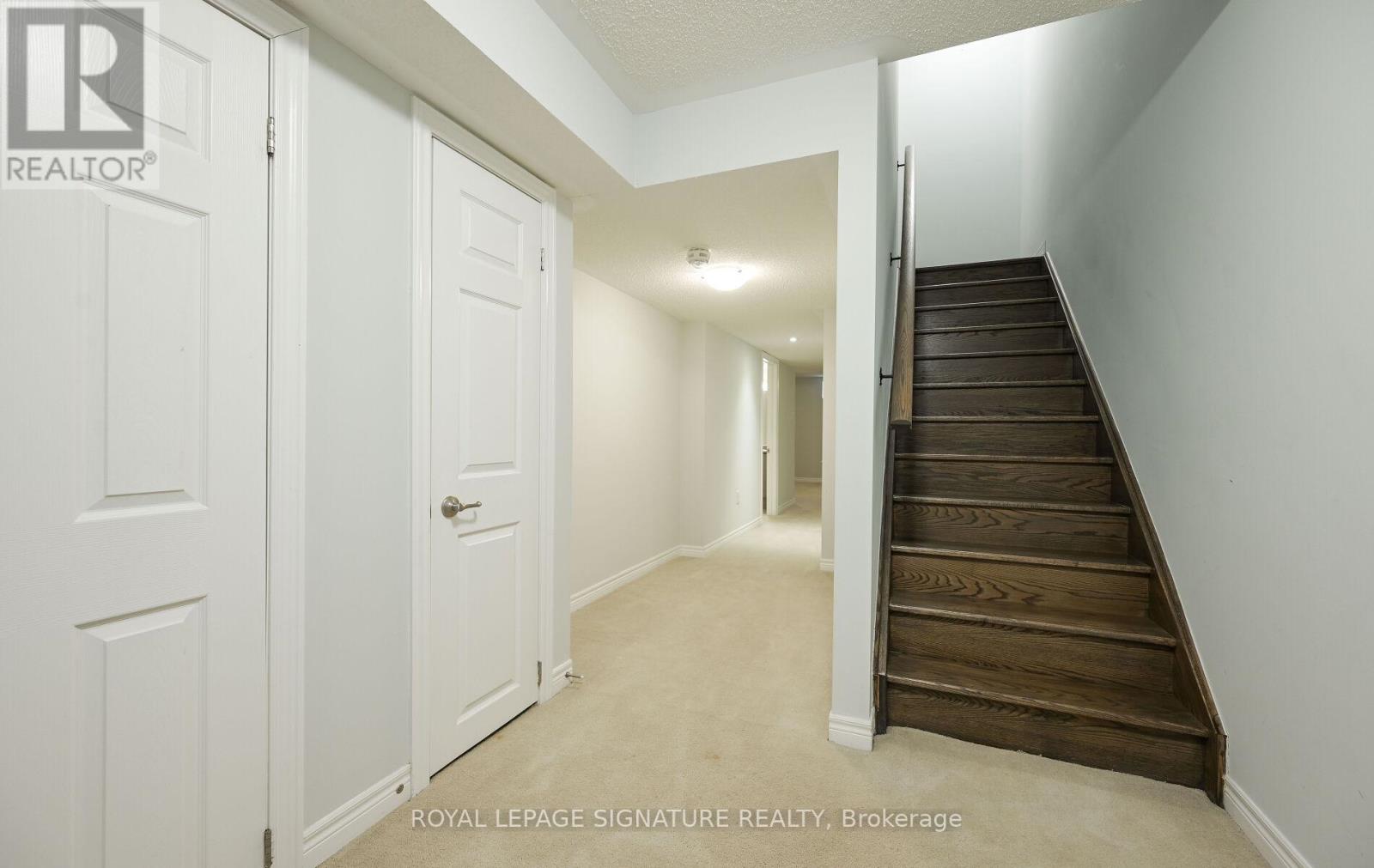 350 Leadwood Gate, Oakville, Ontario  L6M 4M2 - Photo 35 - W12692070